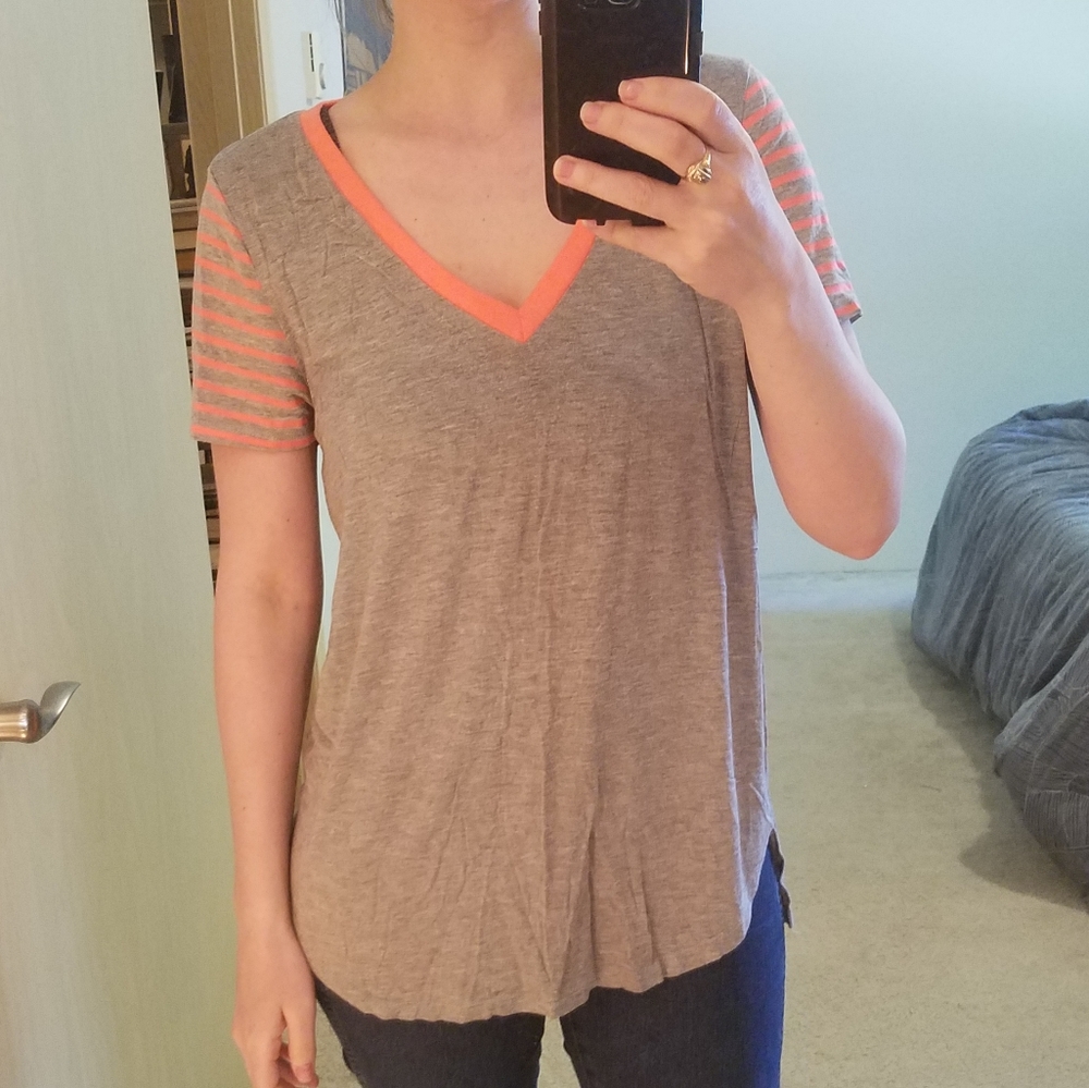 Tshirt with neon accents